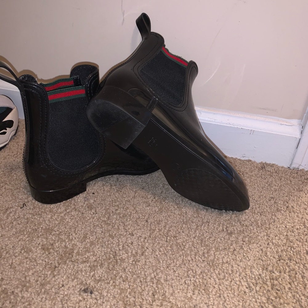 Gucci rain boots